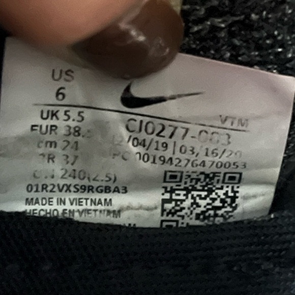 Nike React Phantom Run Flyknit 2 - Men’s size 6 Women’s Size 8 - Picture 6 of 6